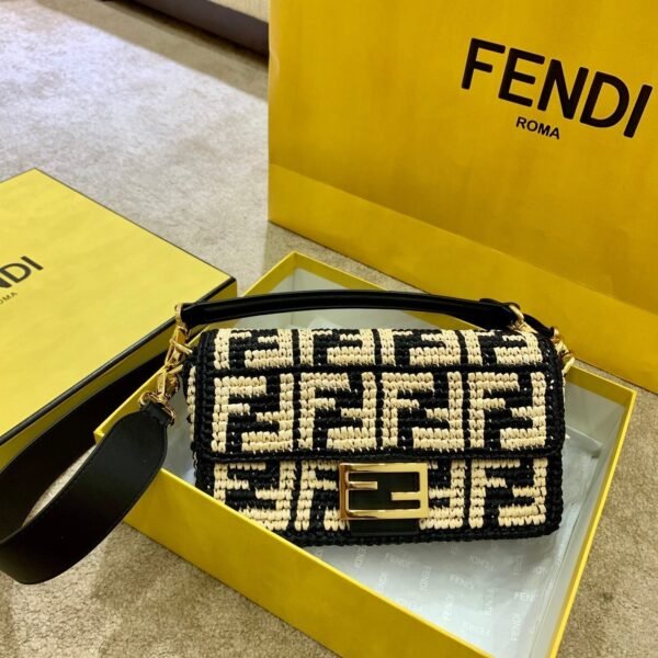 Fendi Baguette 26cm