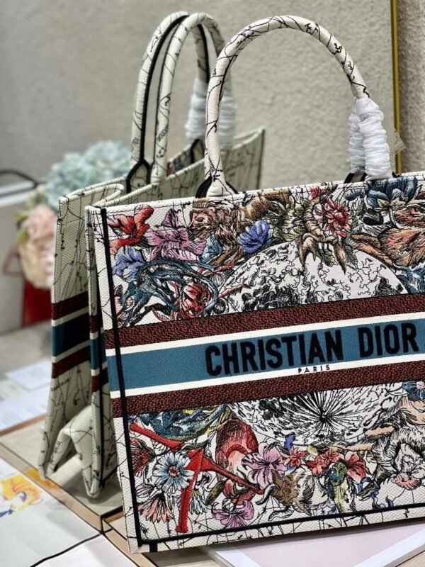 Christina Dior Book Tote Bag 42 cm Muticolor - Image 6