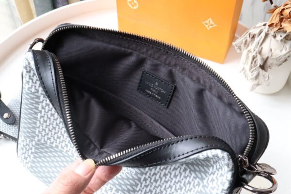 Louis Vuitton M69443 Trio Messenger 25cm - Image 7