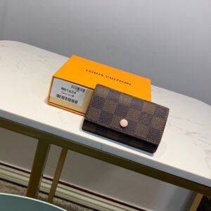 Louis Vuitton 6 Key Holder Damier 10cm Brown