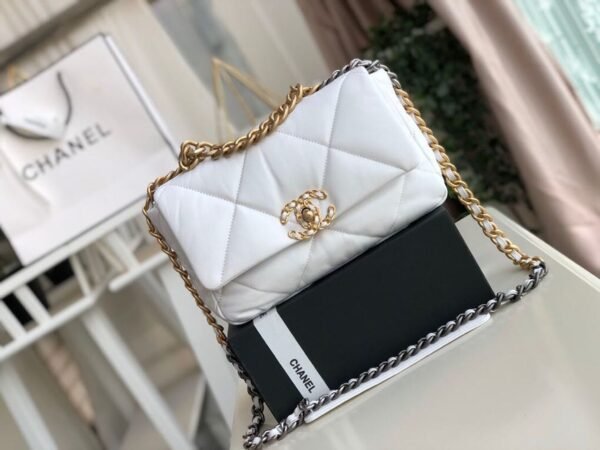 Chanel 19 Flap Bag 26cm Goatskin Leather Fall/Winter Act 1 Collection, White - Image 2