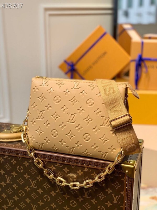 Louis Vuitton Coussin PM Bag 26cm Monogram Embossed Puffy Lambskin Leather Spring/Summer Collection M57793 Brown