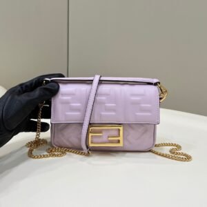 Fendi Baguette Bag 19cm Purple