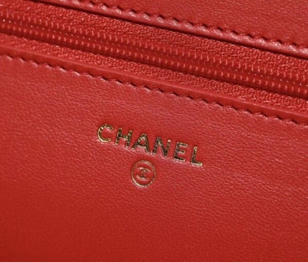 Chanel 19 WOC Flap Bag 20cm Goatskin Leather Spring/Summer Act 1 Collection, Red - Image 14