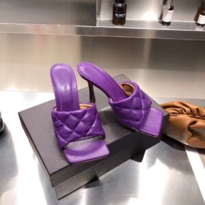 Bottega Veneta Puffy Dream Square Mules Lambskin Leather Spring/Summer 2020 Collection, Purple