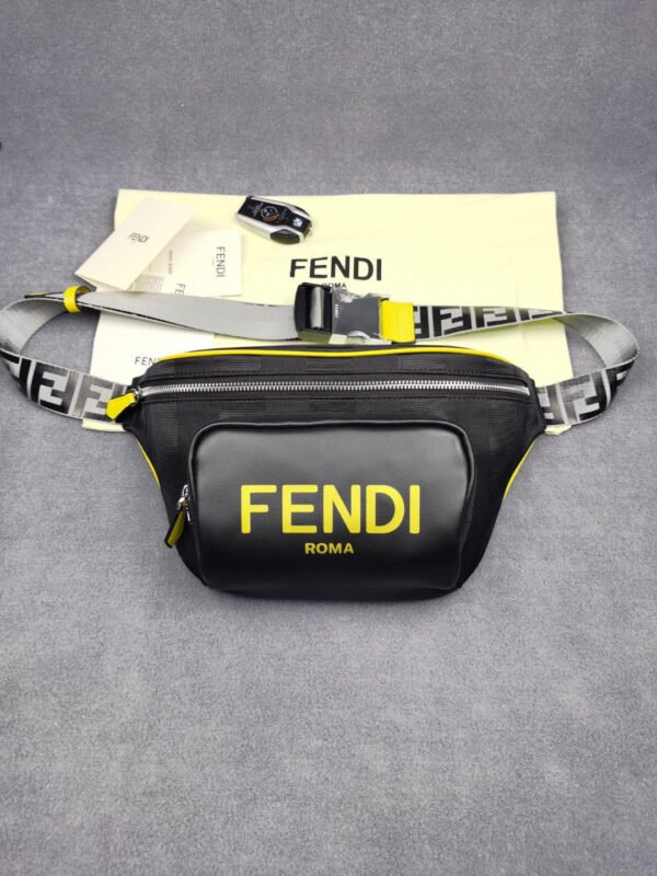 Fendi Belt Bag 18cm Black