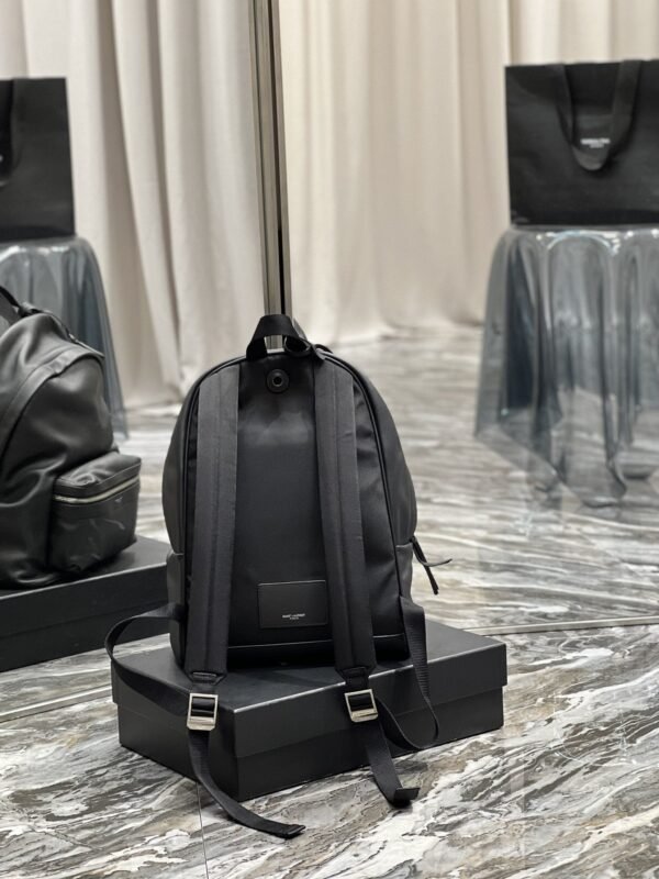 Saint Laurent City Backpack In Unisex 35cm Black - Image 7