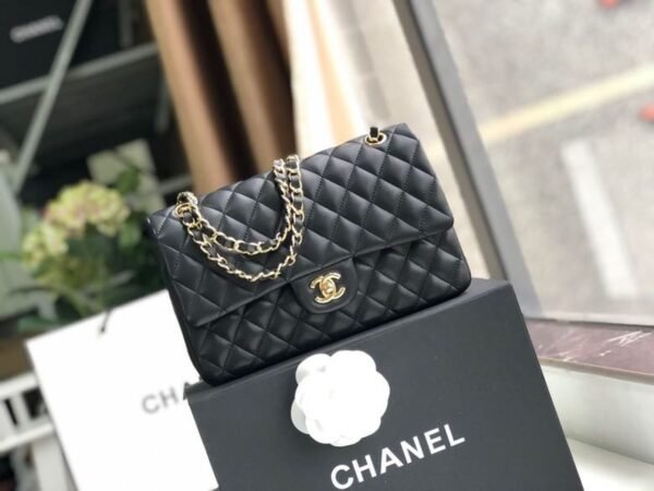 Chanel Classic Flap Bag 25cm Gold Hardware Lambskin Leather Spring/Summer Collection Black - Image 2