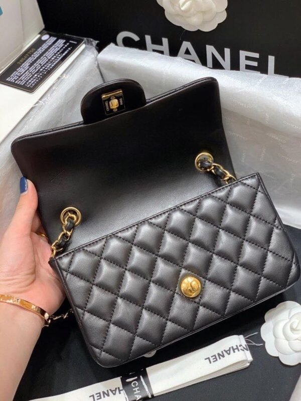 Chanel Classic Flap Bag 20cm Gold Hardware Lambskin Leather Spring/Summer Collection Black - Image 3