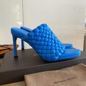 Bottega Veneta Curve Mules 9.5cm Heel Lambskin Leather Spring/Summer 2020 Collection, Electric Blue