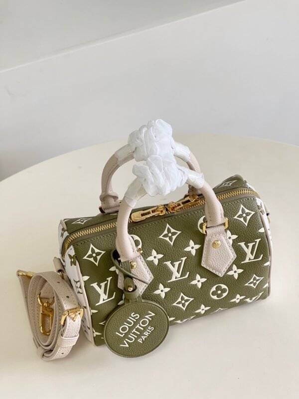 Louis Vuitton Speedy Bandoulière 20 - Image 7