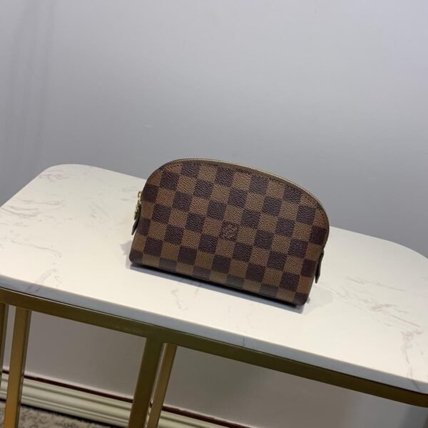 Louis Vuitton Pouch Monogram 19cm Brown - Image 3