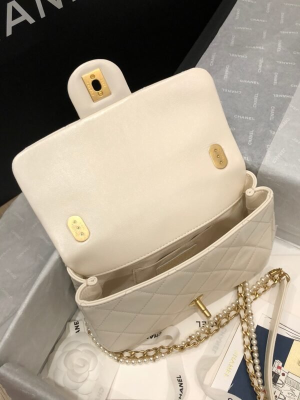 Chanel Mini Flapbag 20cm White - Image 2