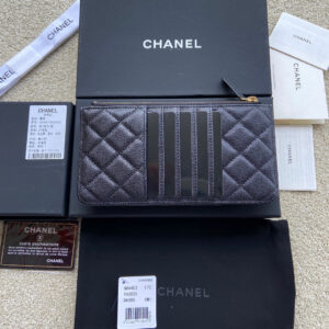 CO-CO Chanel Phone Wallet & Card Holder With Gold Hardware 20cm