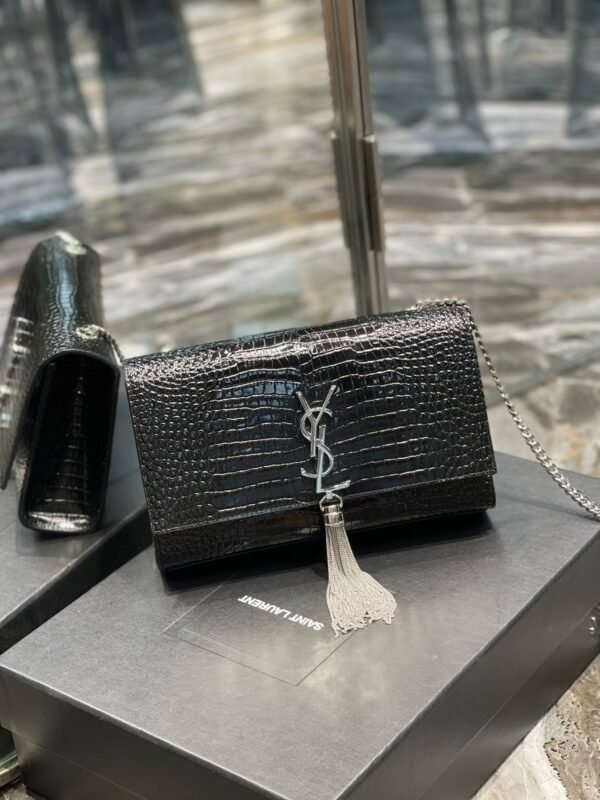 Saint Laurent Kata Medium Chain Bag With Tassel 24cm - Image 2