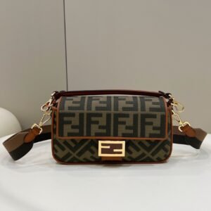 Fendi Baguette Midi 27cm Brown