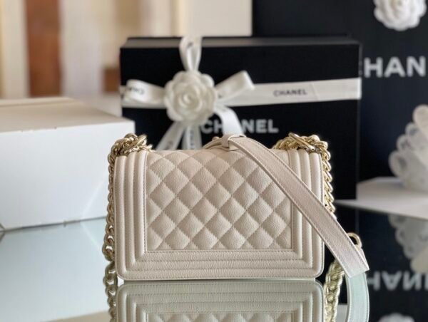 Chanel Mini Classic Flapbag 20cm White - Image 8