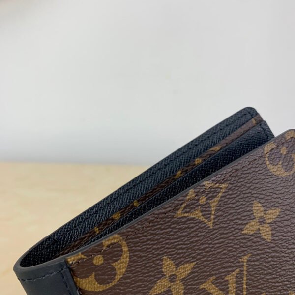 Louis Vuitton Monogram Macassar Clutch Bag 19cm Brown - Image 2