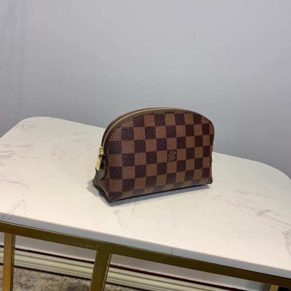 Louis Vuitton Pouch Monogram 19cm Brown - Image 7