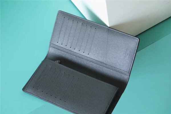 Louis Vuitton Brazza Wallet 19cm - Image 2