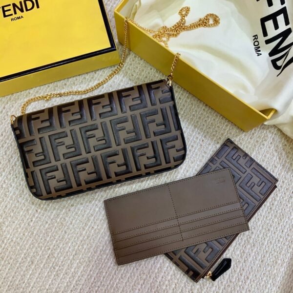 Fendi Hanld Bag 22cm Brown - Image 2