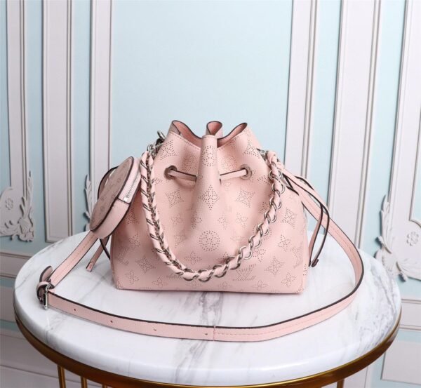 Louis Vuitton Unveils The Bella 8.7 inches Pink - Image 4