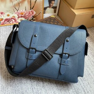 Louis Vuitton M58475 Christopher Messenger 29cm Blue
