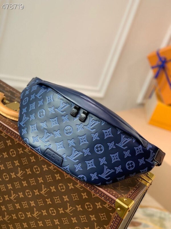 Louis Vuitton Discovery Bag 20cm Monogram Seal Cowhide Canvas Spring/Summer Collection M45729, Navy Blue