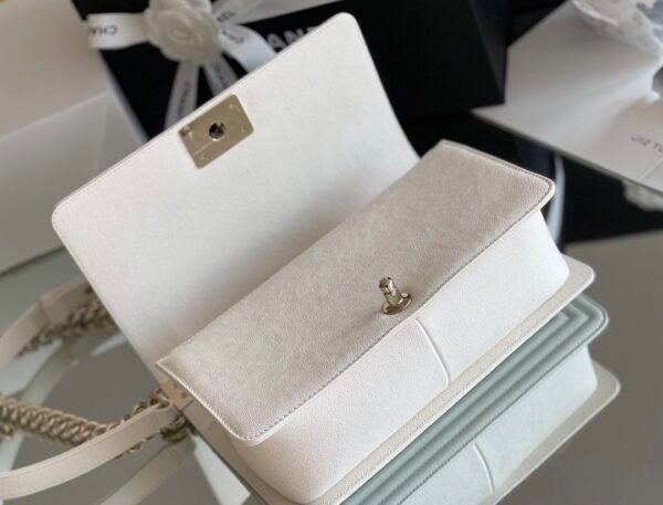 Chanel Medium Classic Flapbag 25cm White - Image 2