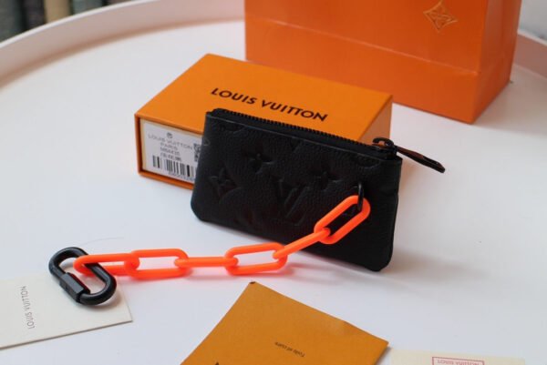 Louis Vuitton Clutch 13cm Black - Image 4