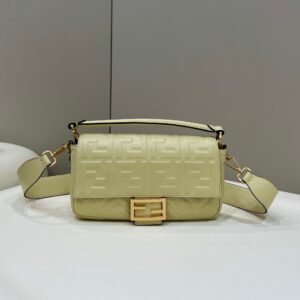 Fendi Baguette Midi 27cm