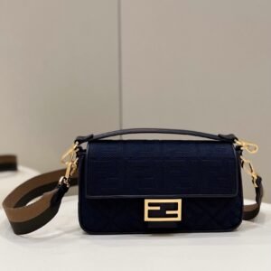 Fendi Baguette Midi 27cm Blue