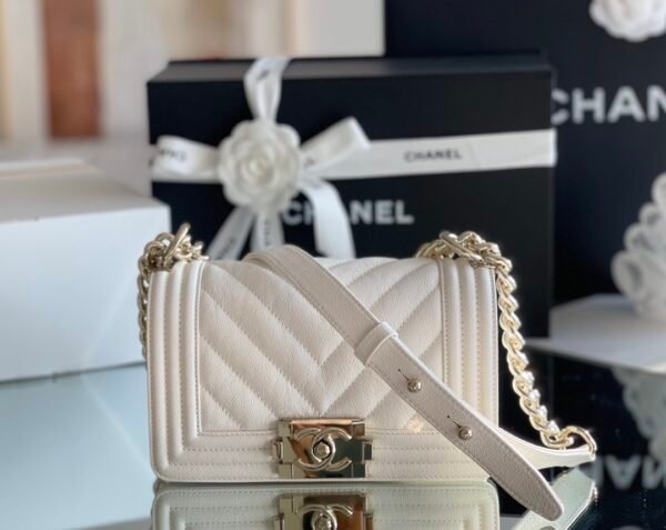 Chanel Mini Classic Flapbag 20cm White