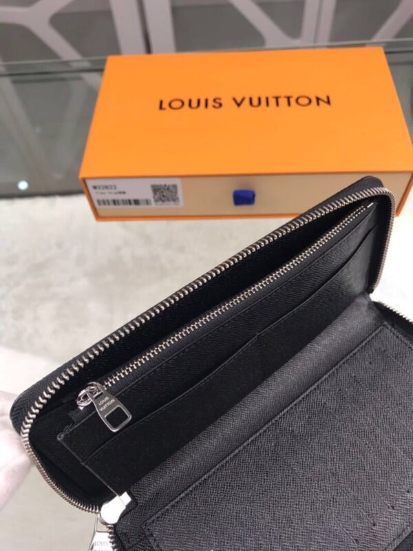 Louis Vuitton Zippy Vertical Wallet 20cm - Image 9