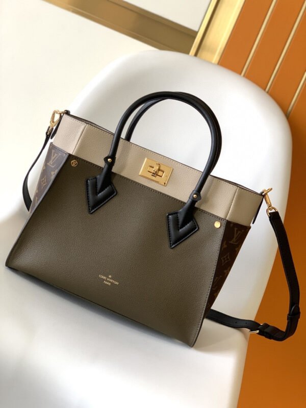 Louis Vuitton M57728 On My Side PM 30cm