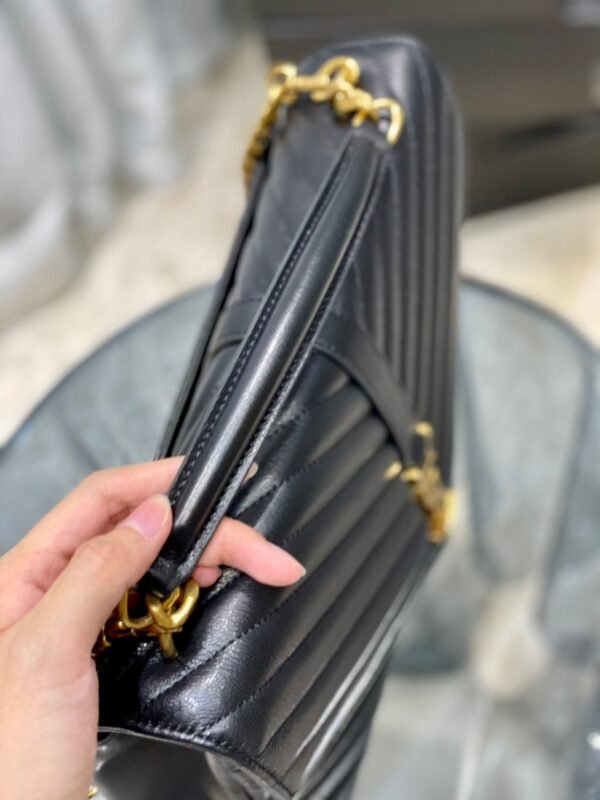 Saint Laurent College Large Chain Bag With Gold Hardware 32cm - Image 6