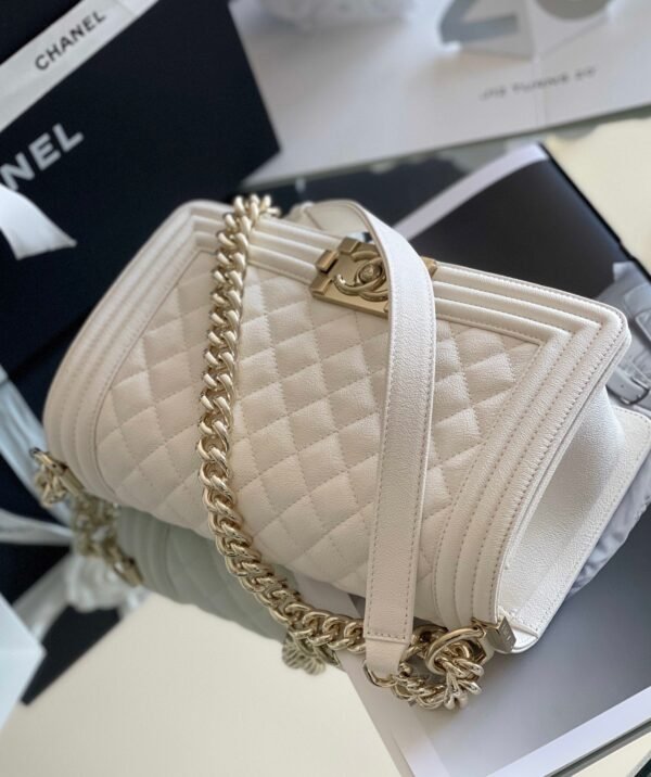 Chanel Medium Classic Flapbag 25cm White - Image 6