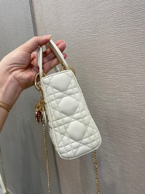Christian Dior White Handle Bag 17cm - Image 5