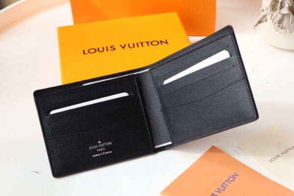 Louis Vuitton Wallet 11cm Blue - Image 3