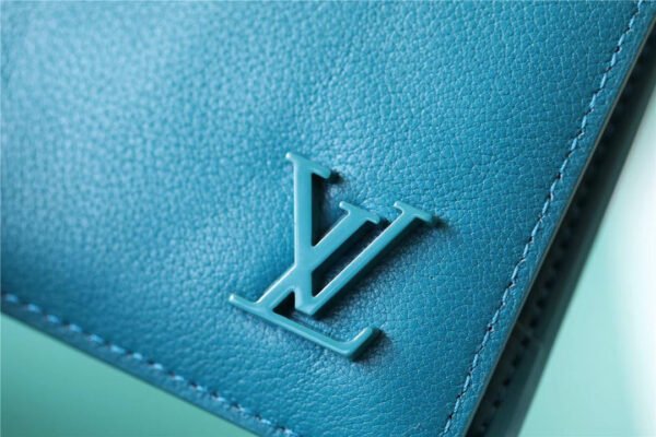 Louis Vuitton Multiple Wallet 12cm - Image 2