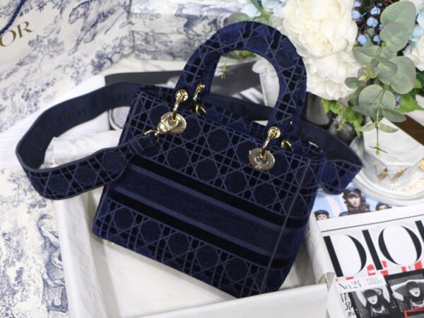 Christian Dior Blue Handle Bag 24cm - Image 4