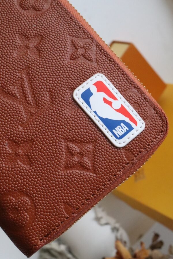 Louis Vuitton Multiple Wallet Damier 19cm Brown - Image 9