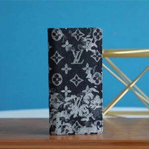 Louis Vuitton Brazza Wallet 19cm