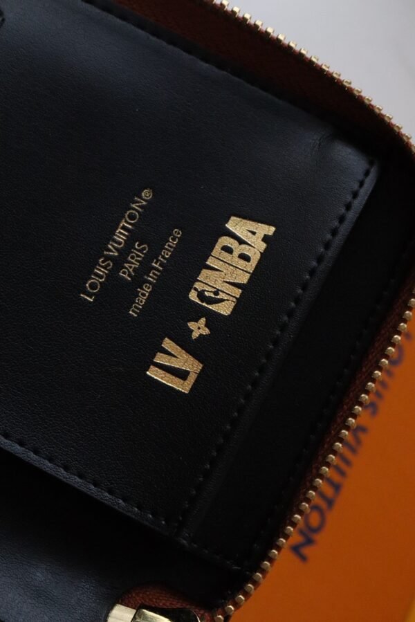 Louis Vuitton Multiple Wallet Damier 19cm Brown - Image 7