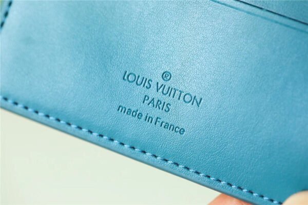 Louis Vuitton Multiple Wallet 12cm - Image 9