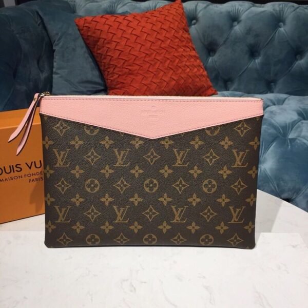 Louis Vuitton Daily Pouch Bag 30cm Monogram Canvas Spring/Summer Collection M62942, Rose Poudre - Image 2