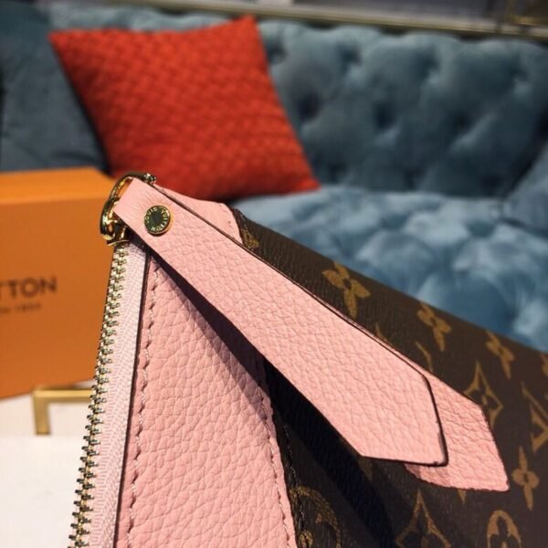 Louis Vuitton Daily Pouch Bag 30cm Monogram Canvas Spring/Summer Collection M62942, Rose Poudre - Image 4