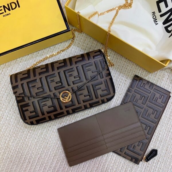 Fendi Hanld Bag 22cm Brown