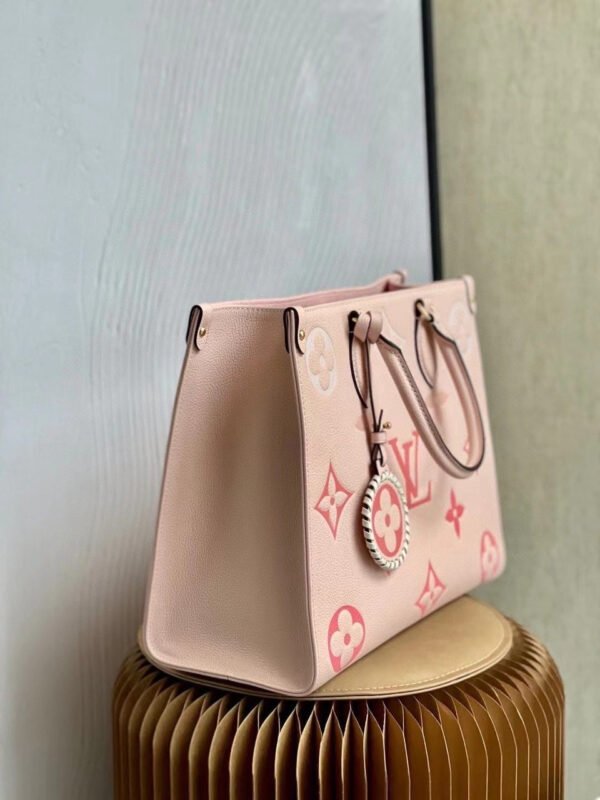 Louis Vuitton By The Pool OnTheGo MM Bag 35cm Monogram Empreinte Canvas Leather Spring/Summer Collection M45717 Rosebud - Image 8