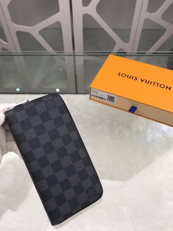 Louis Vuitton Zippy Vertical Wallet 20cm - Image 8